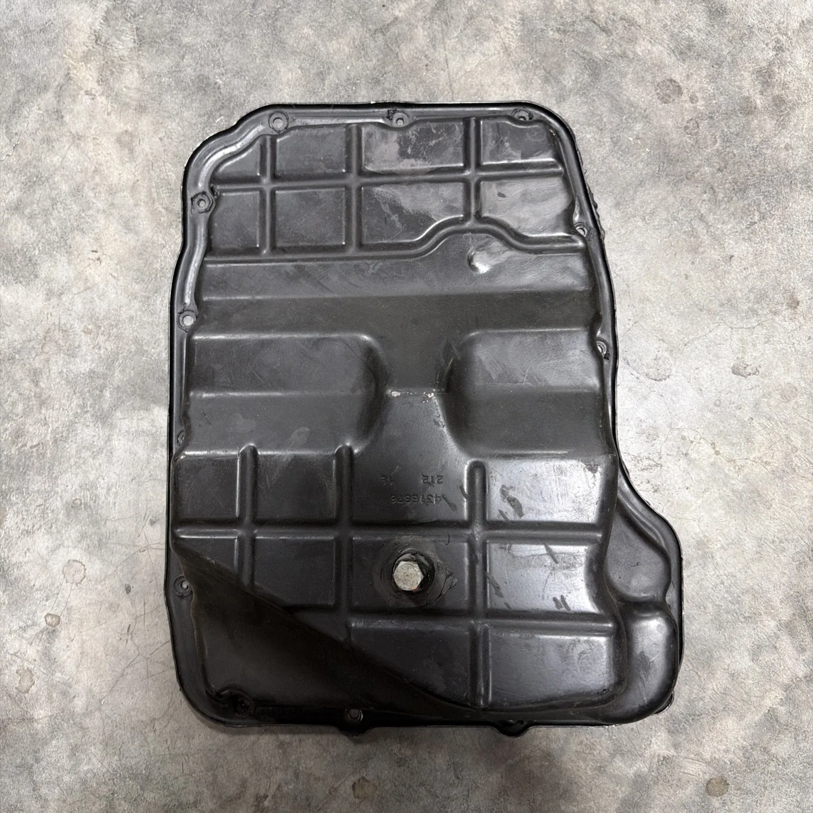 Automatic Transmission Oil Pan Fits 2011-2018 Ram 2500/3500 Part#: 4376676 image 2