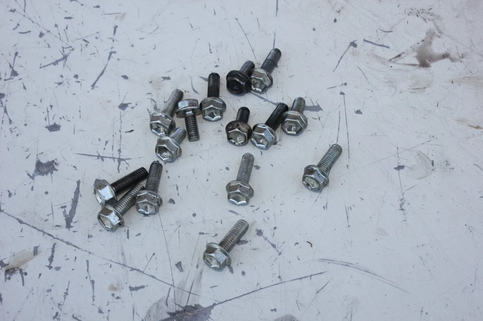 2017-2024 Toyota Highlander & RAV4 Automatic Transmission Valve Body Bolts image 2