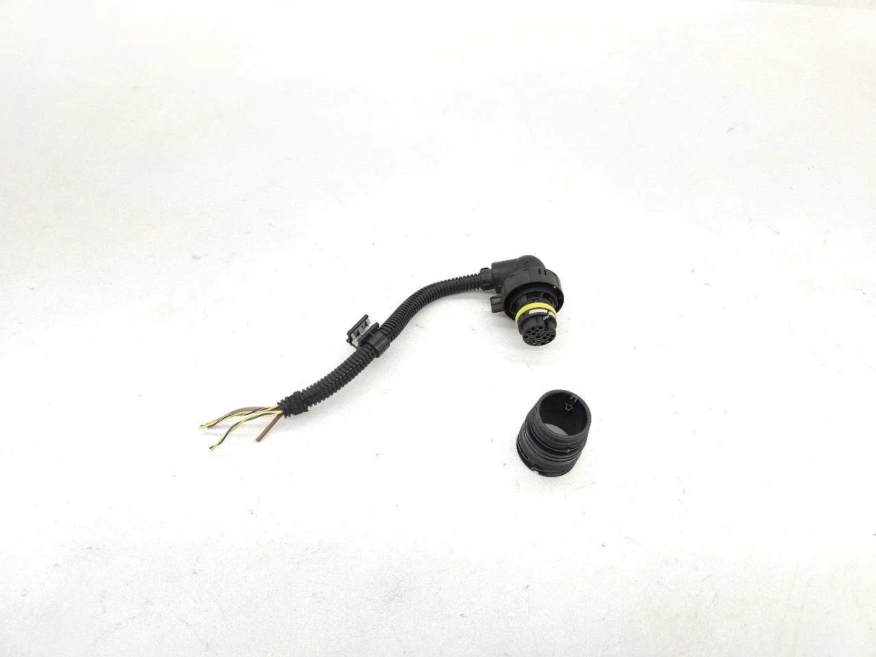 2019 BMW 530e Valve Body Sealing Sleeve 0501220929
