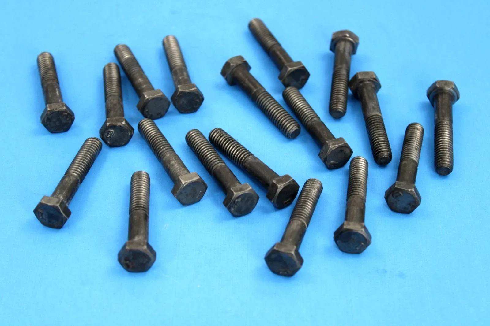 TH350 (Turbo 350) Valve Body Bolts Set - GM