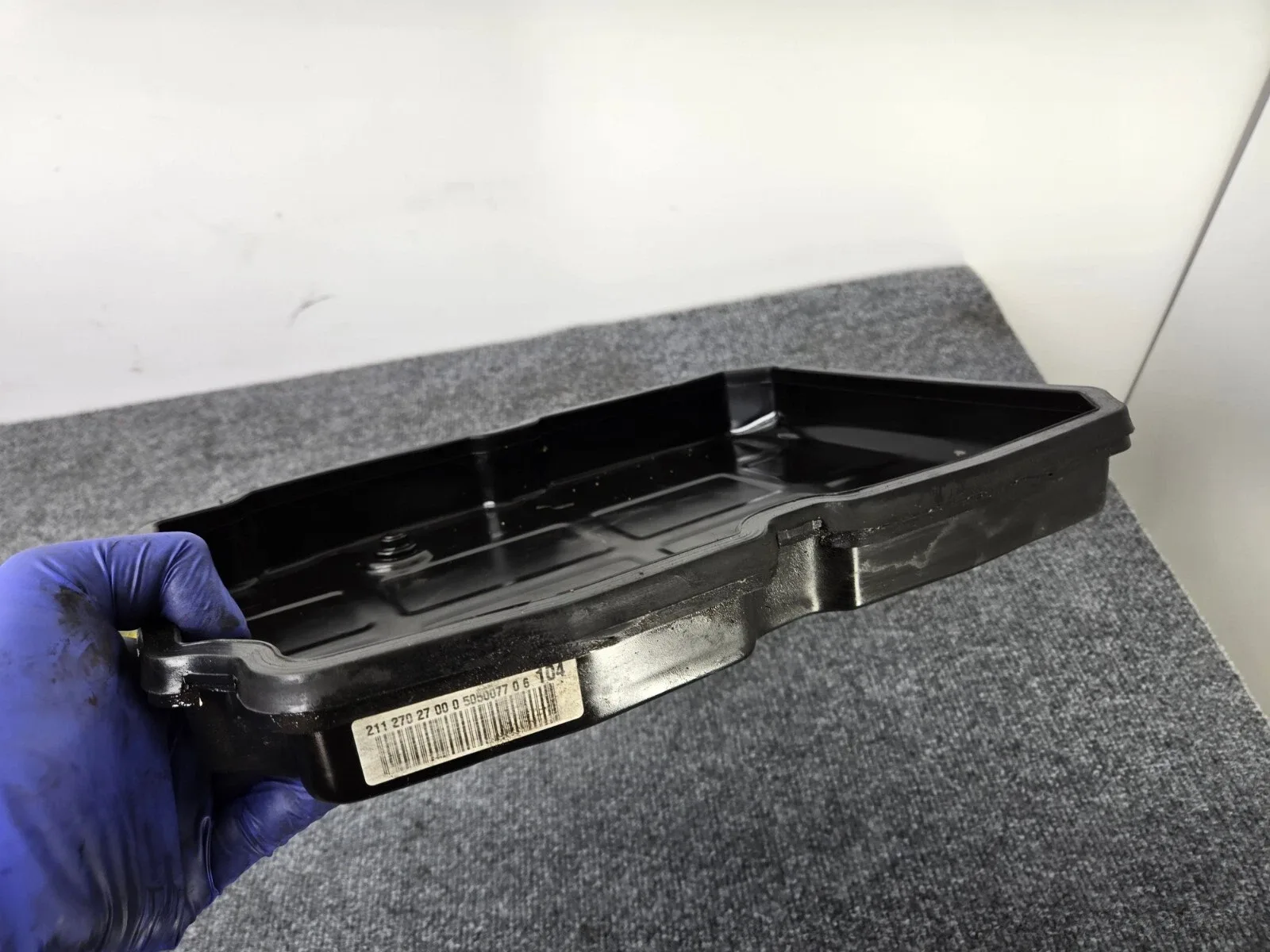 Automatic Transmission Oil Pan Cover Mercedes W211 E350 E320 oem image 3