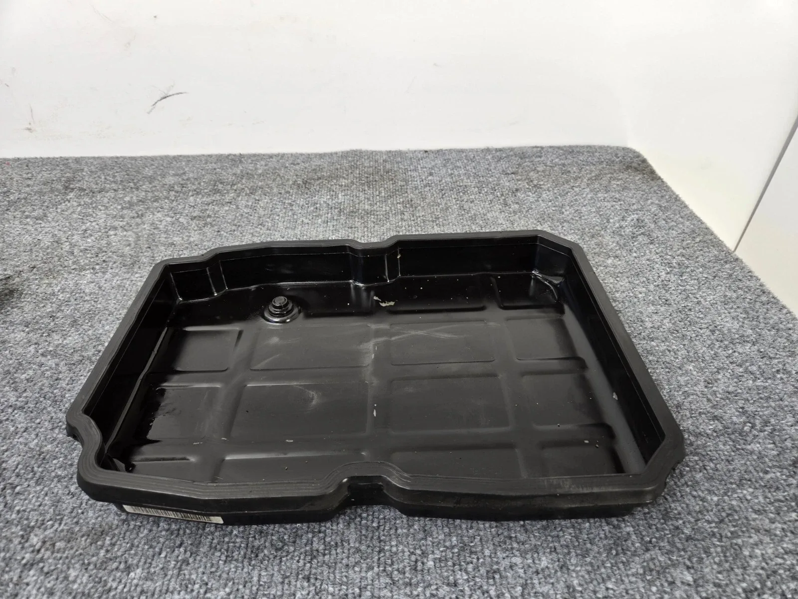 Automatic Transmission Oil Pan Cover Mercedes W211 E350 E320 oem