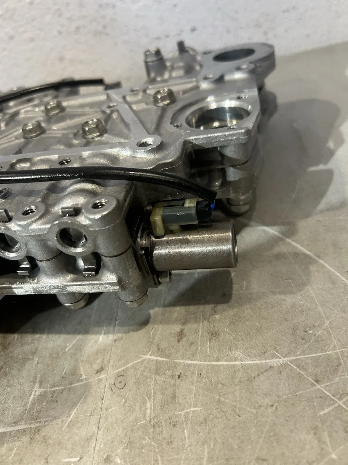 2010-2013 Subaru Legacy Outback 2.5 Valve Body 31706AA034 TR690 image 4