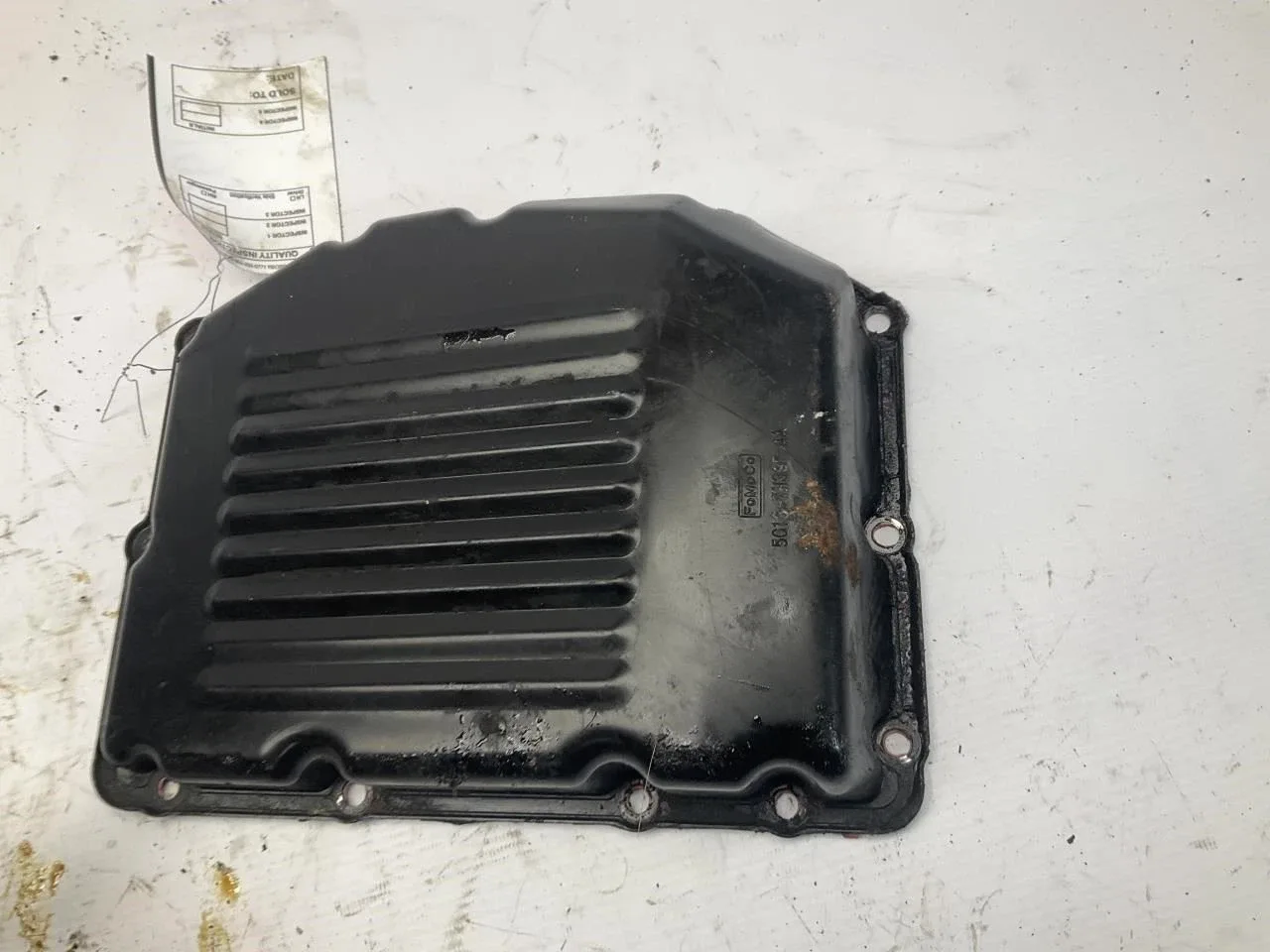 08-10 Volvo S80 AT Transmission Oil Pan Q image 4