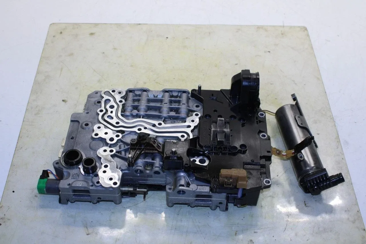 2014-2020 Maserati Ghibli 3.0L RWD 8-Speed Valve Body - 670031352 image 2