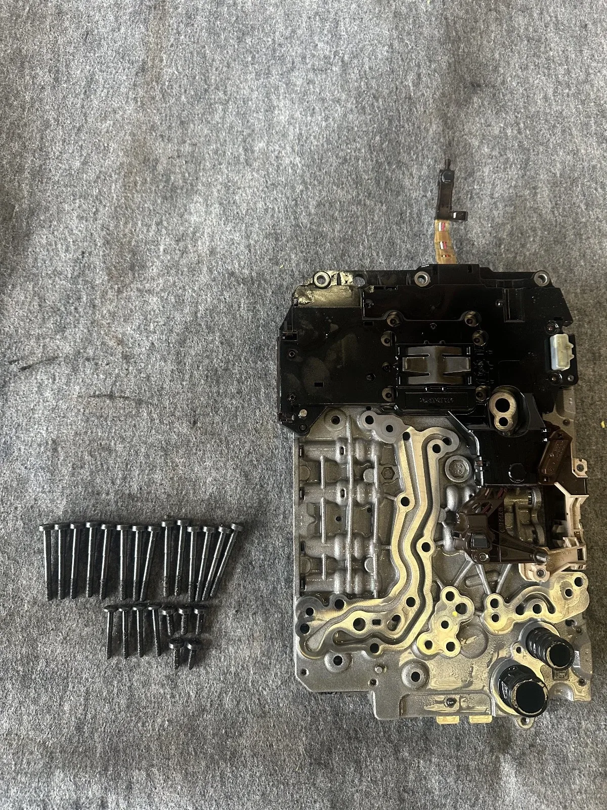 2013-2016 Audi A4 2.0L Transmission Valve Body Mechatronic 8K0920983F