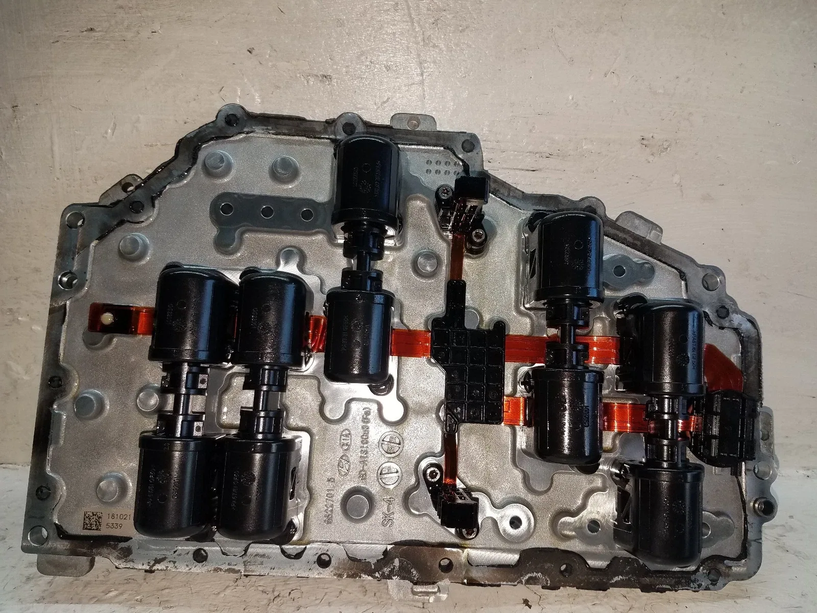 2021-2024 Kia Sorento 2.5L Transmission Valve Body GS22701.5 image 2