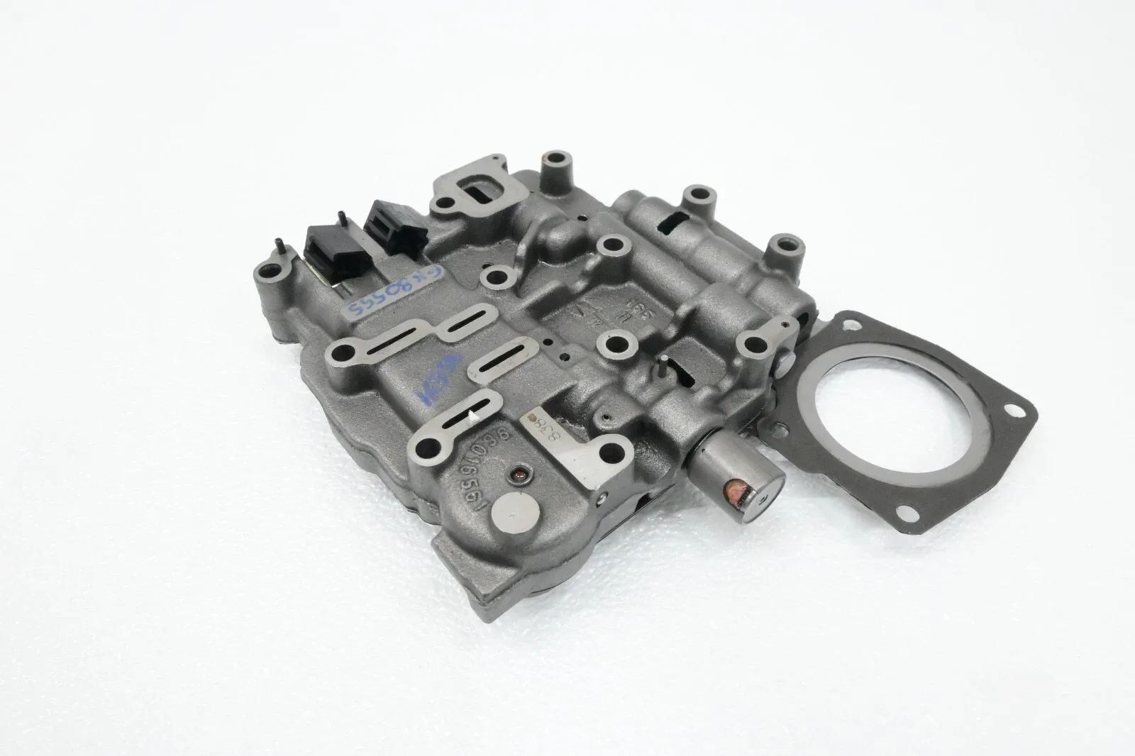 1989-1995 BMW 525i (E34) Automatic Transmission Valve Body Mechatronic Sleeve — MPN 24001421625 image 2