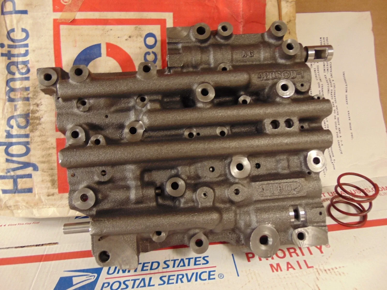 1960s GM Hydramatic Valve Body 8634943 image 2