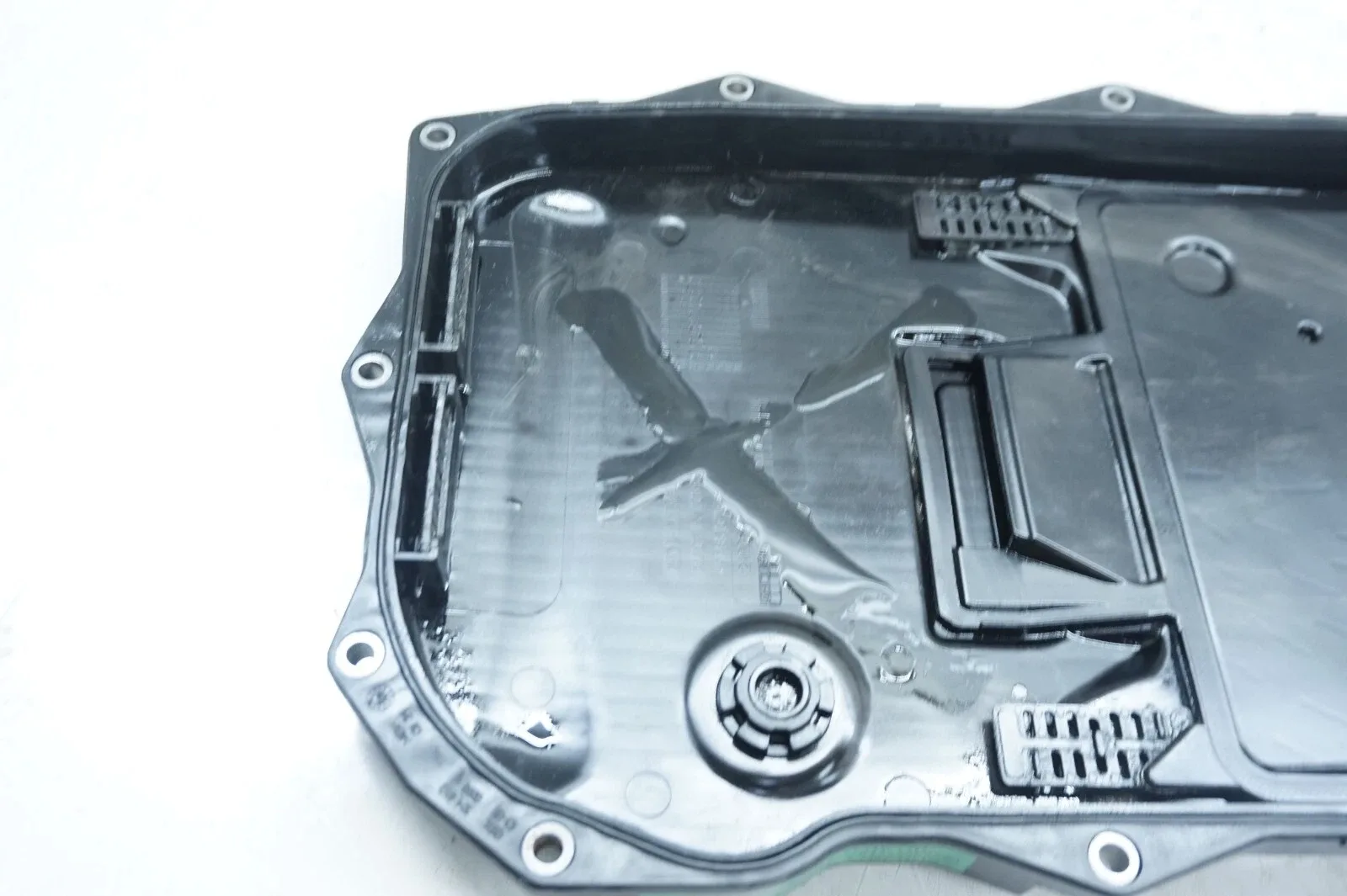 2015 2016 BMW 428ix F36 2.0L Transmission Oil Pan image 2