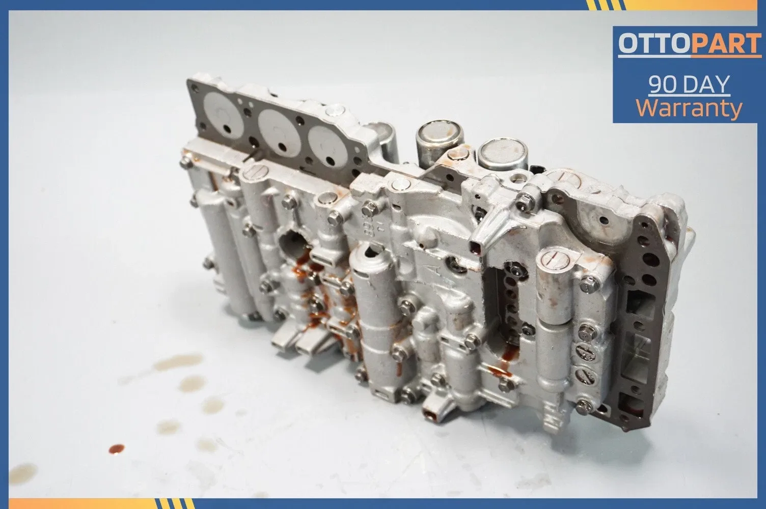 2004-2016 Mercedes C250 C350 SLK250 SLK350 (W204) Transmission Valve Body 2312705000 image 2