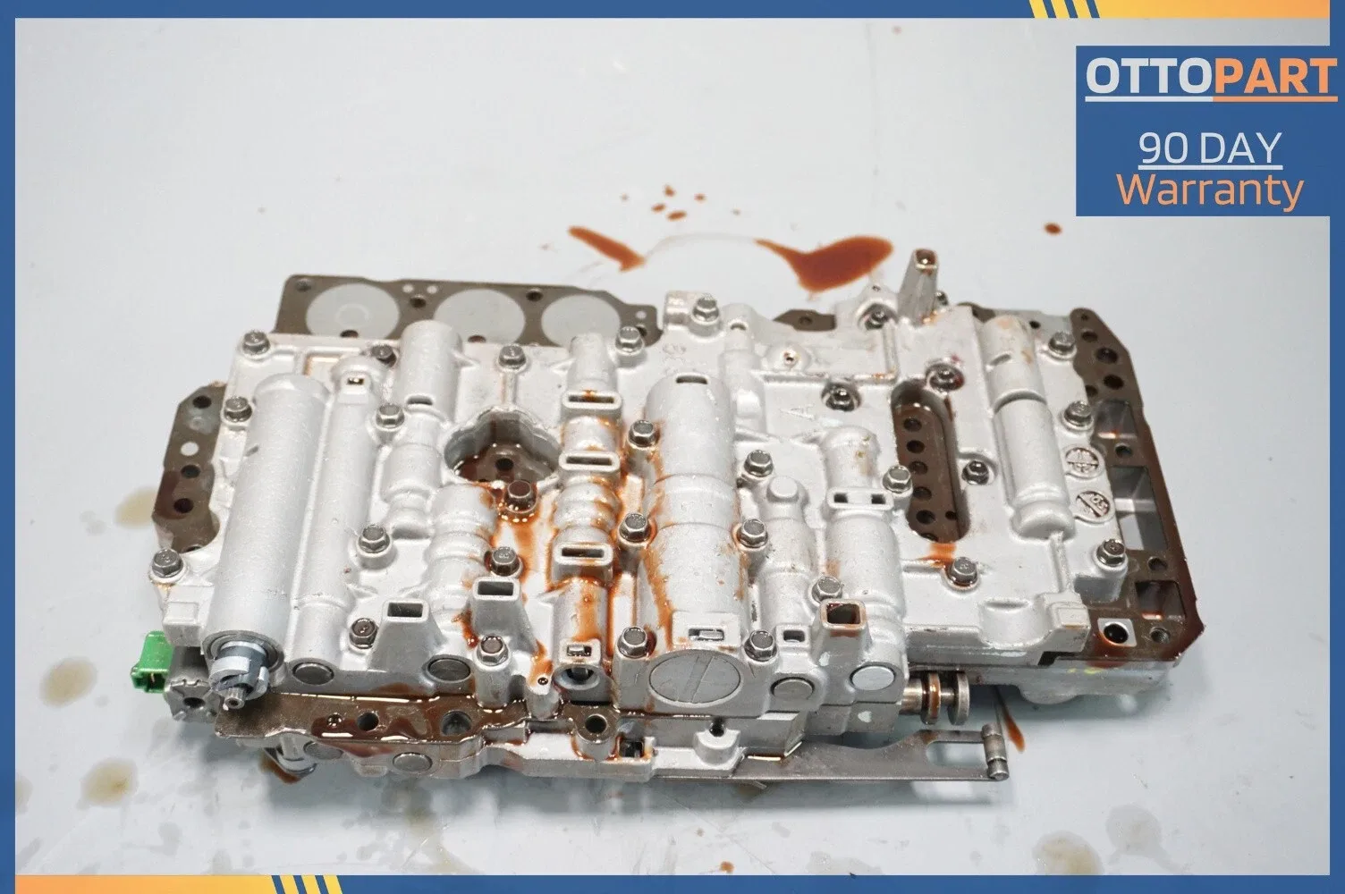 2004-2016 Mercedes C250 C350 SLK250 SLK350 (W204) Transmission Valve Body 2312705000 image 4
