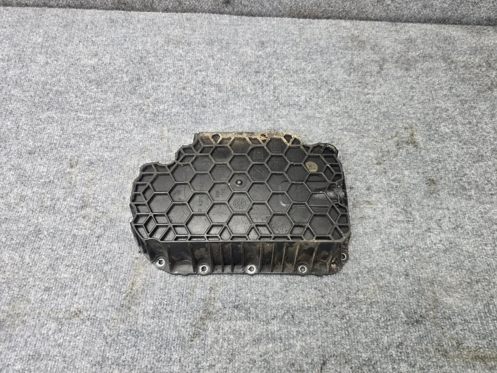 Automatic Transmission Oil Pan Cover Mercedes W222 M276 S450 E450 Cls450 oem