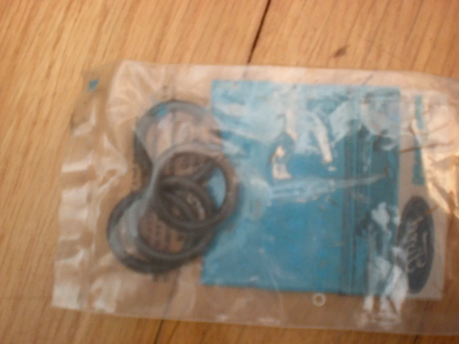 NOS 1986 - 1989 Ford Ranger Bronco II A4LD Oil Pan Screen O-Rings E6TZ-7A469-B
