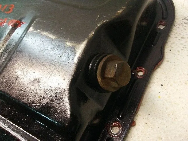 Transmission Oil Pan for 2001 Subaru Forester image 2