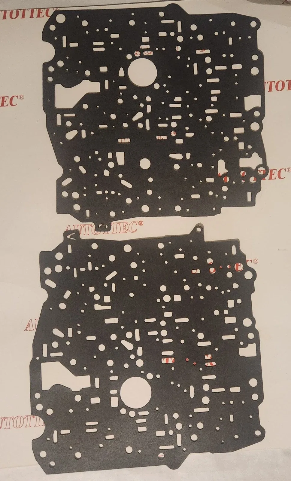 1997-up GM 4T65E Valve Body-to-Case Spacer Plate Gasket Set