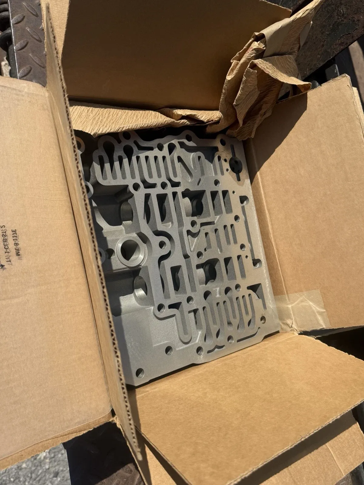 Allison MT654CR Valve Body 8356515 for M939 5-Ton Military Truck image 4