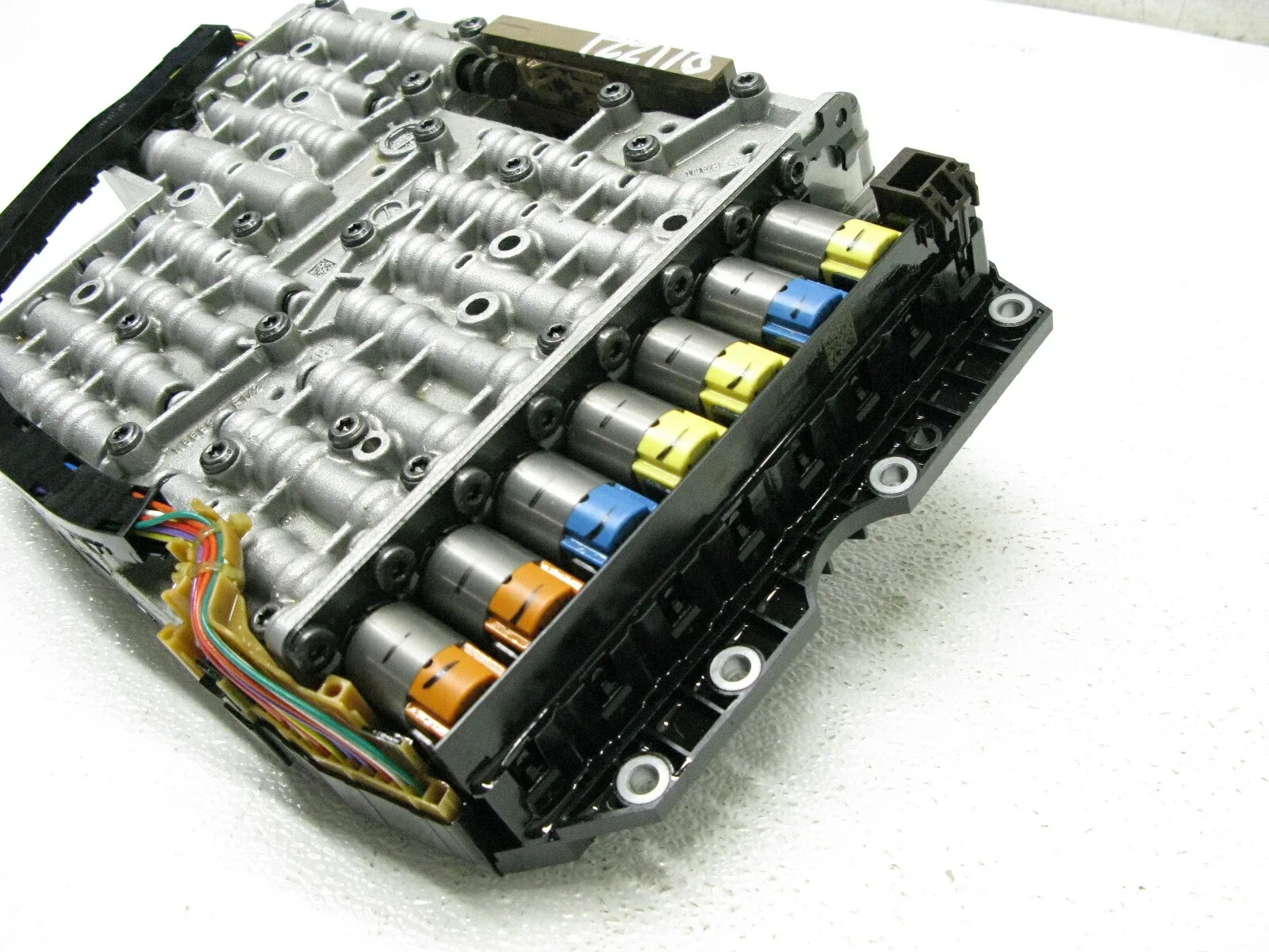 2009-2010 Audi A4 Quattro B8 Mechatronic Valve Body (KXT) 3261099366 image 2