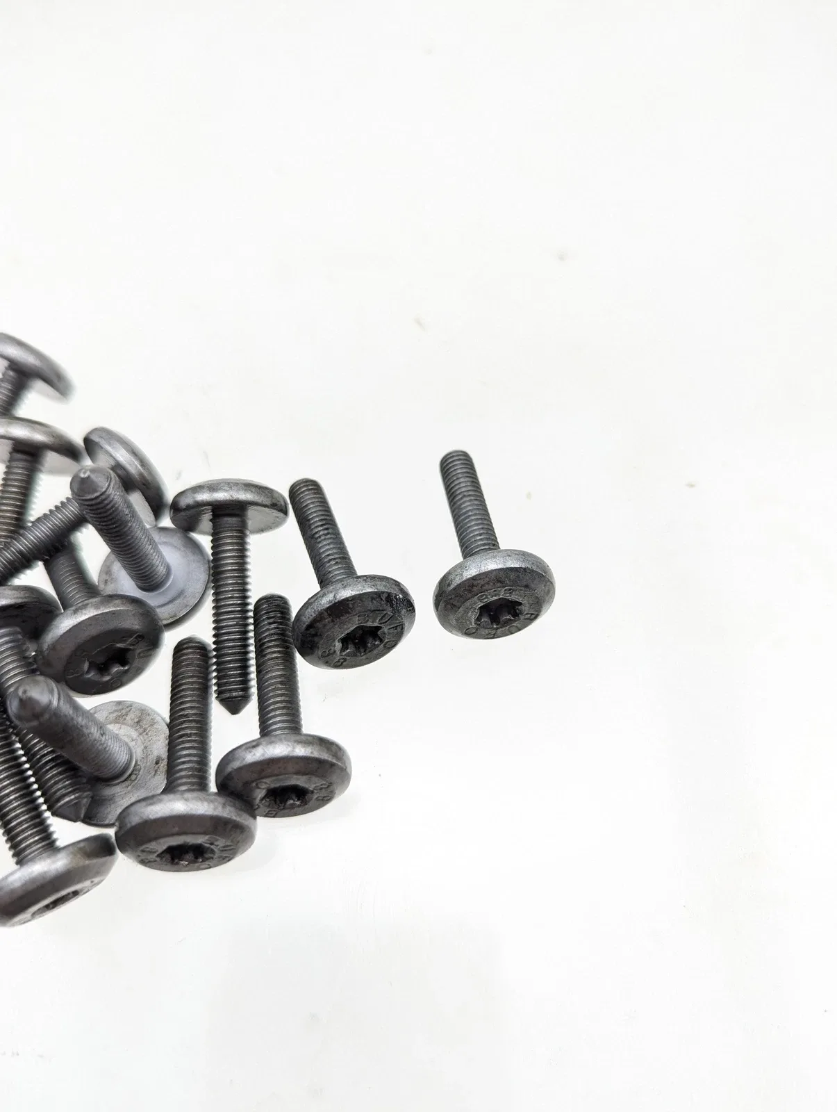 07-10 E90 BMW 335I TURBO AUTOMATIC TRANSMISSION OIL PAN Bolts Bolt SET image 2