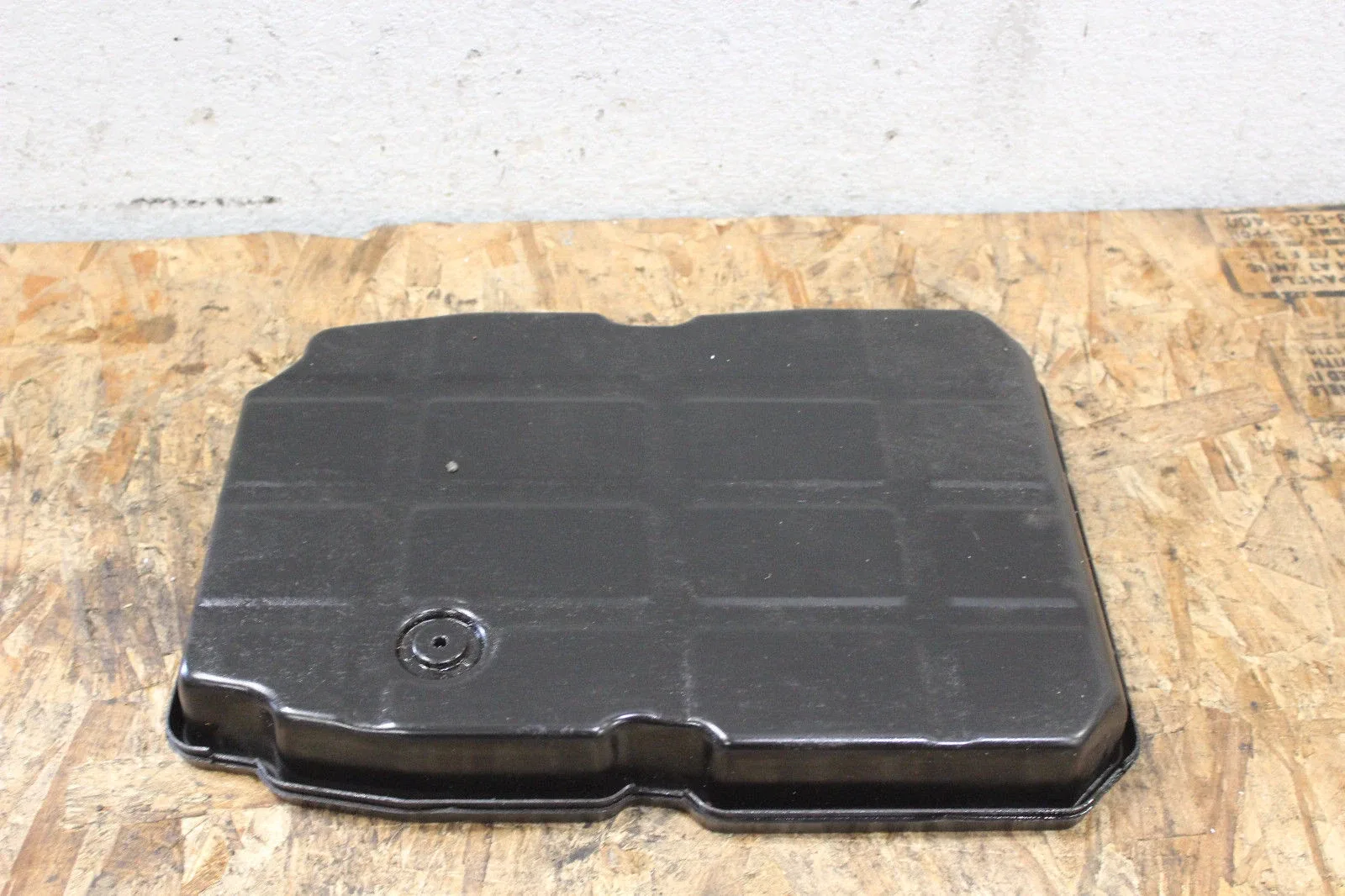 M70398 1998-2002 Mercedes CLK320 Transmission Oil Pan 3.2L V6 OEM image 3