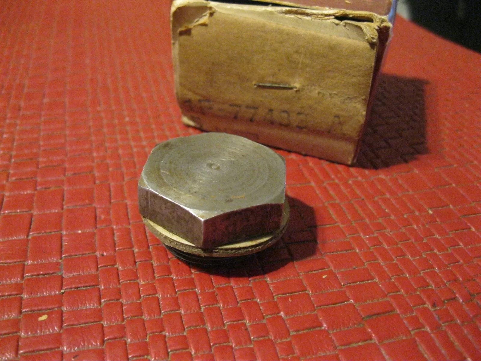 NOS 1954 Mercury transmission oil pan drain plug, IP-77483-A, LOT OF 5 PCS