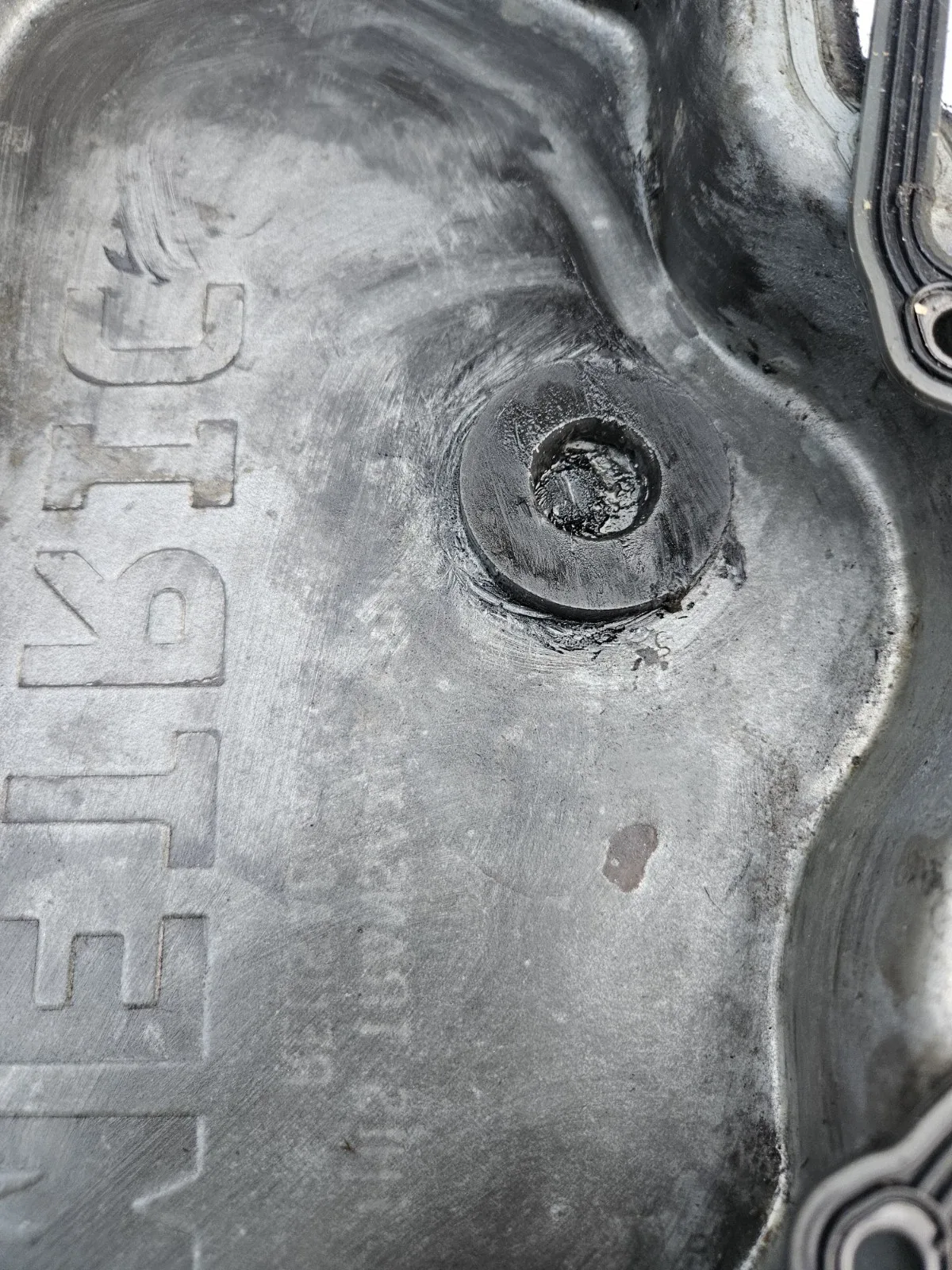 2001-2003 Ford Taurus 3.0L Automatic Transmission Oil Pan image 4