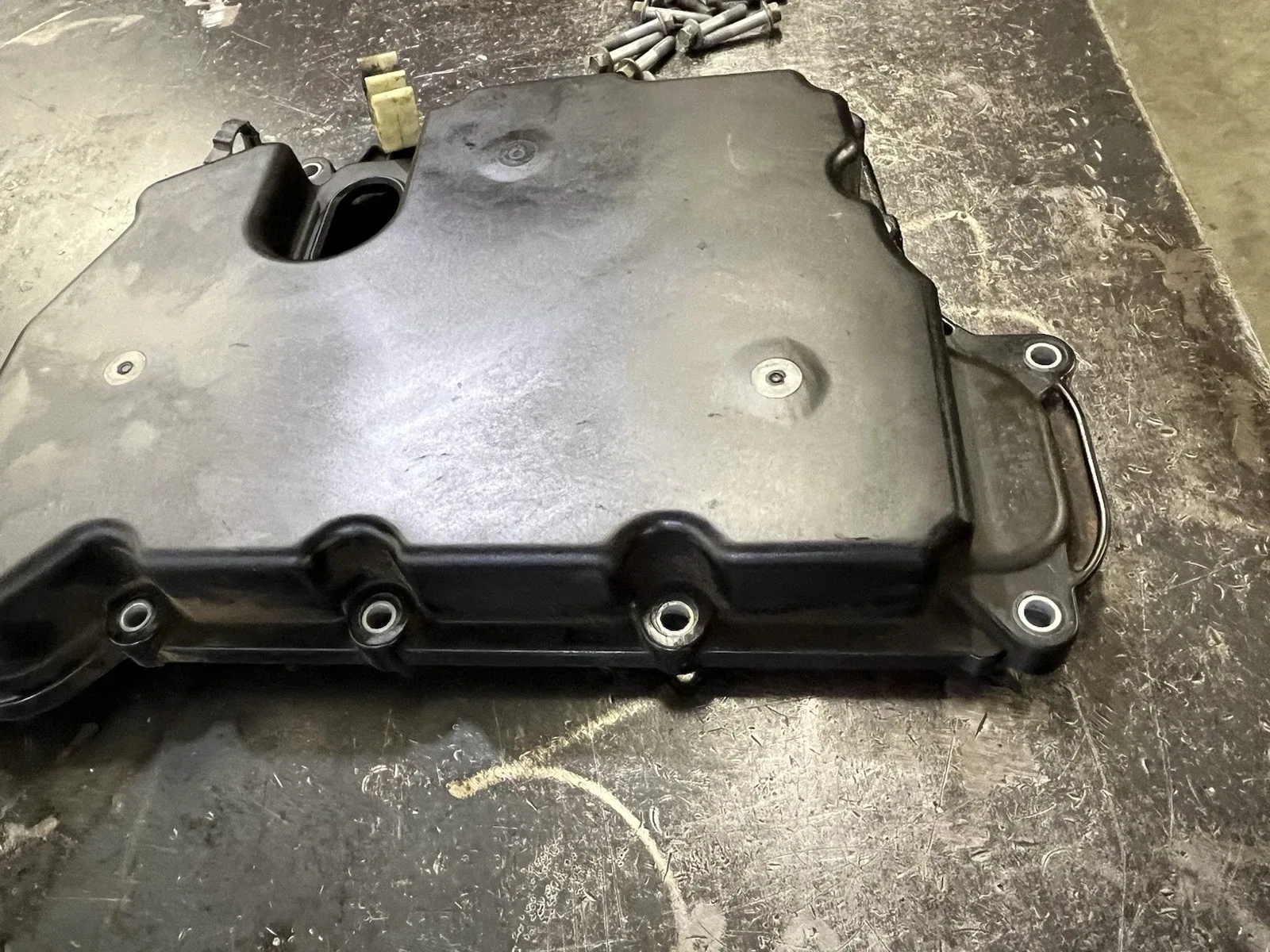 2013 Chevy Malibu 2.5L 6T40 Valve Body Side Cover 2JJW image 3