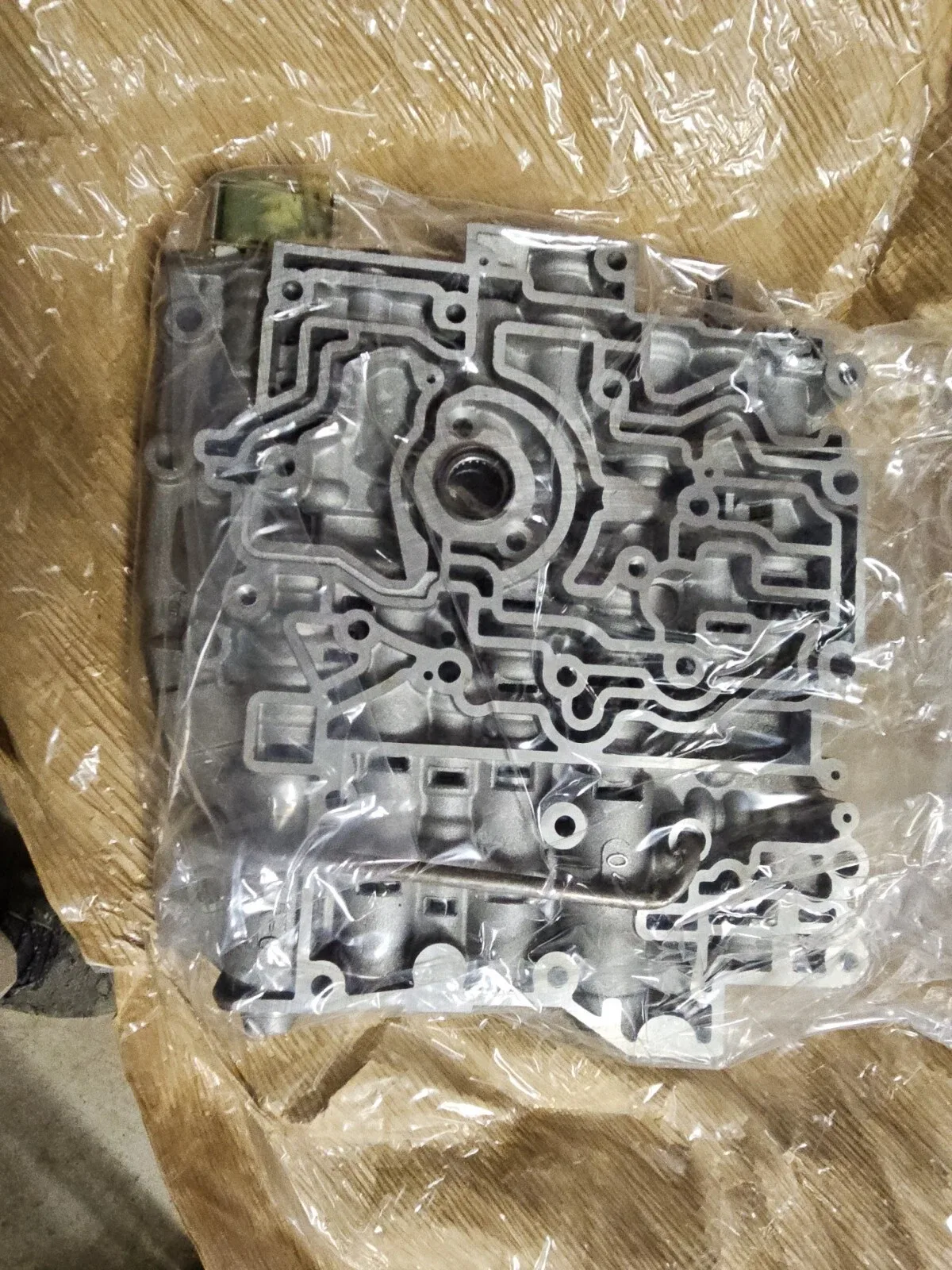 NOS Delco 8676080 Valve Body Assembly for Hydra-Matic Transmission image 3