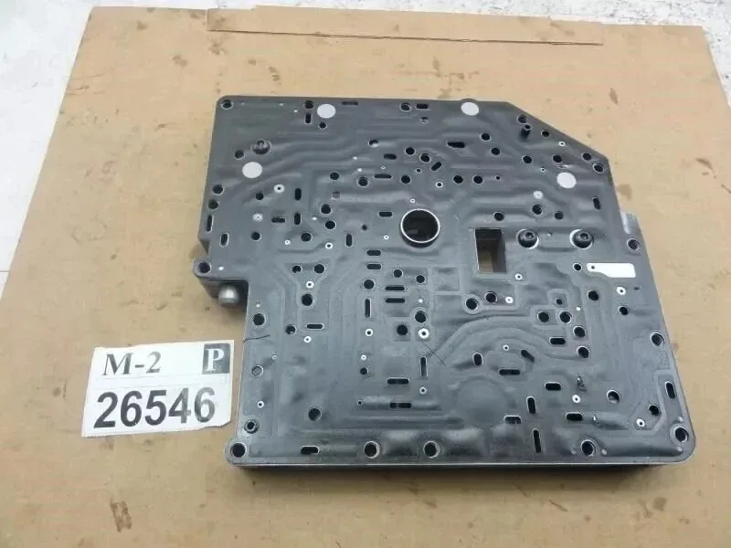 1999 Lincoln Continental Valve Body XF1P-7A092-BA (Column Shift FWD) image 4