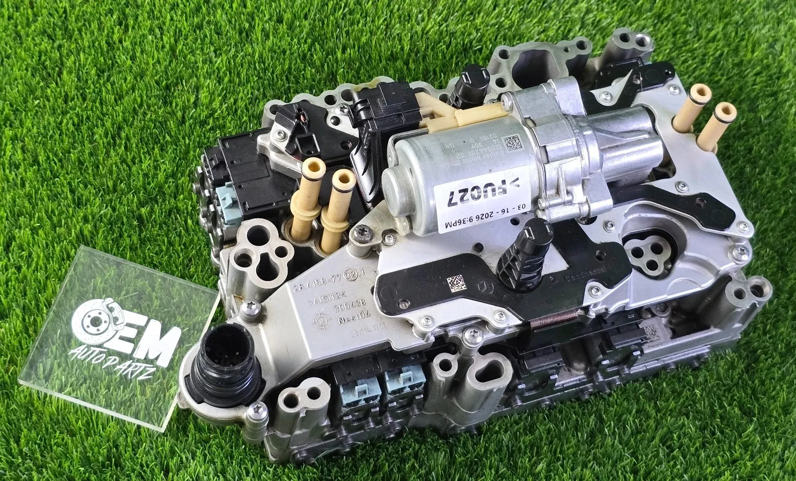 Mercedes‑Benz W176 / W246 Mechatronic Transmission Valve Body A2469060018 image 2