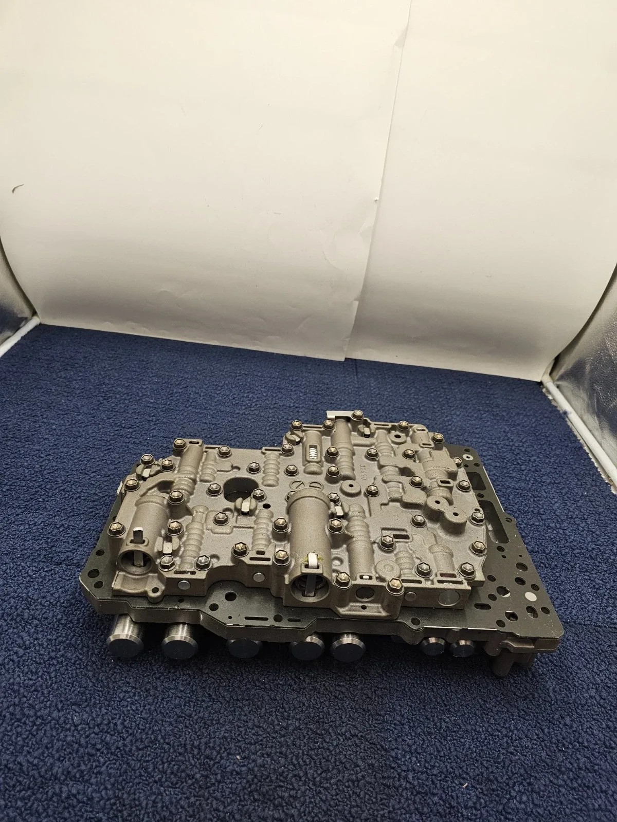 Heavy Duty Transmission Valve Body Assembly 32021 (1AJC4H06920) - Unbranded image 2
