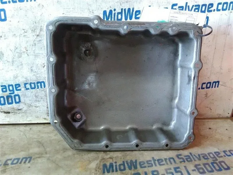 328I      1996 Transmission Oil Pan 8225524 image 3