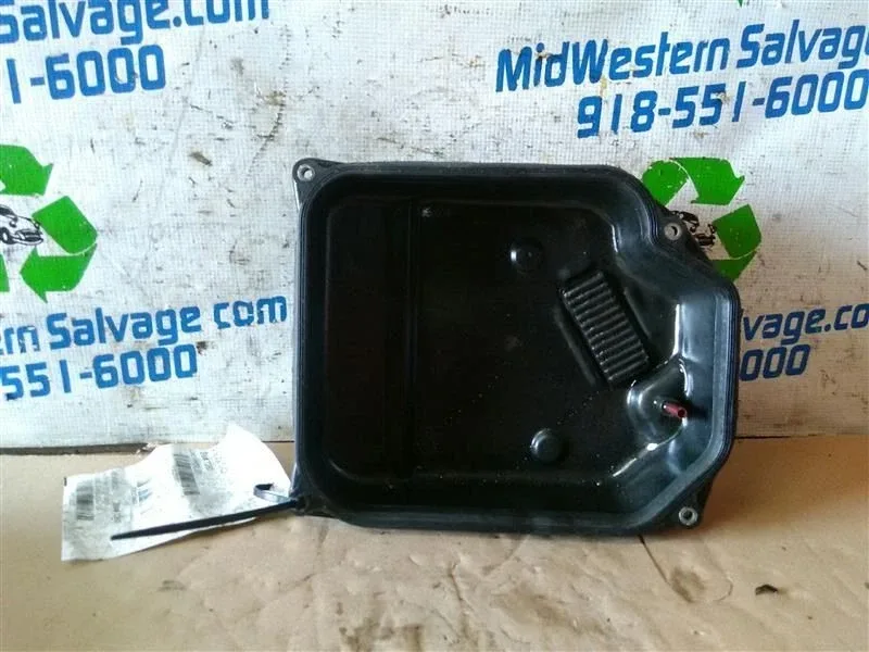 JETTA     2003 Transmission Oil Pan 8239900