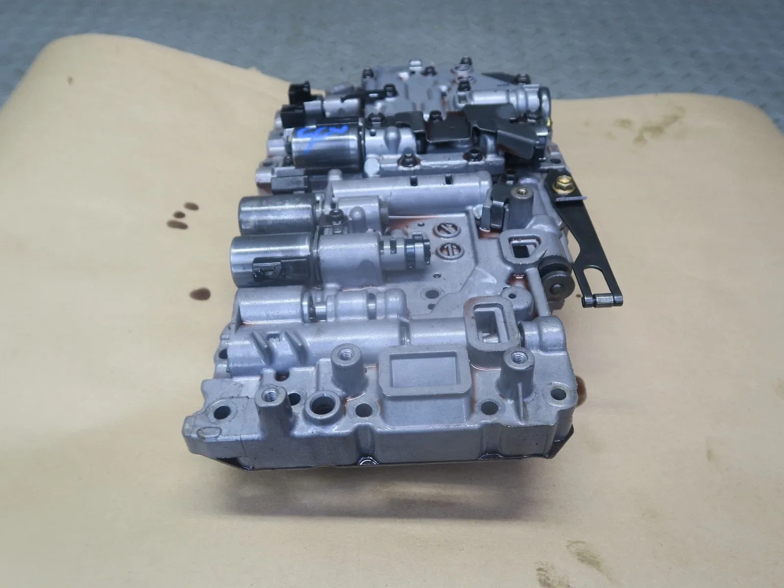 1998-2000 Lexus SC400 (UZZ30L) A650E Automatic Transmission Valve Body Mechatronic OEM image 4
