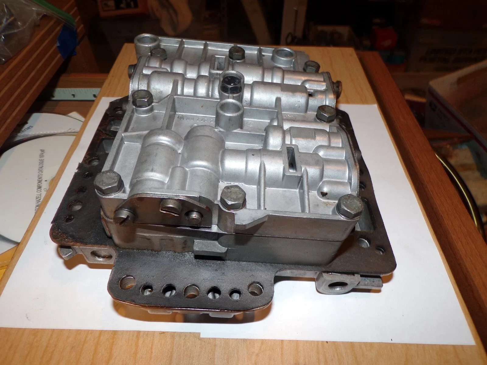 Mercedes-Benz 230SL (W111) A/T Switch Side Housing / Valve Body – 1112700507 image 3