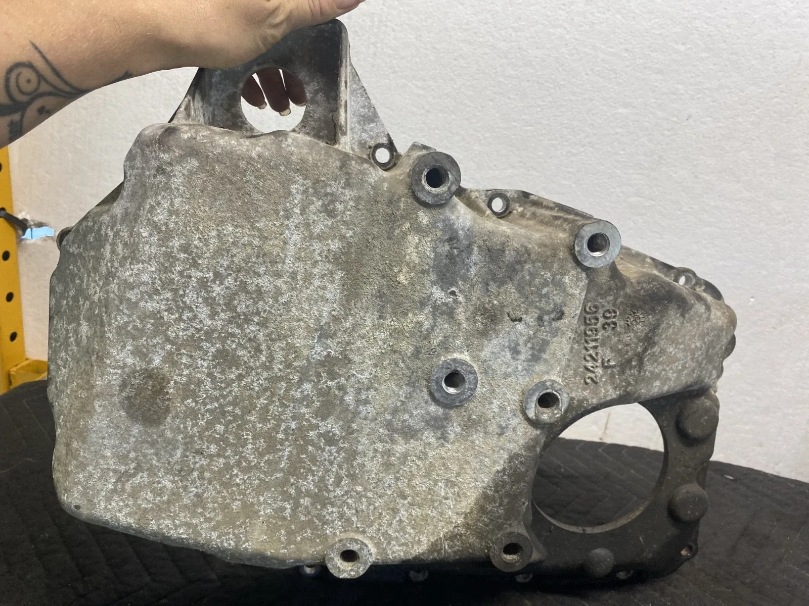 2006-2011 Chevrolet Impala Transmission Pan OEM 24211956 image 2