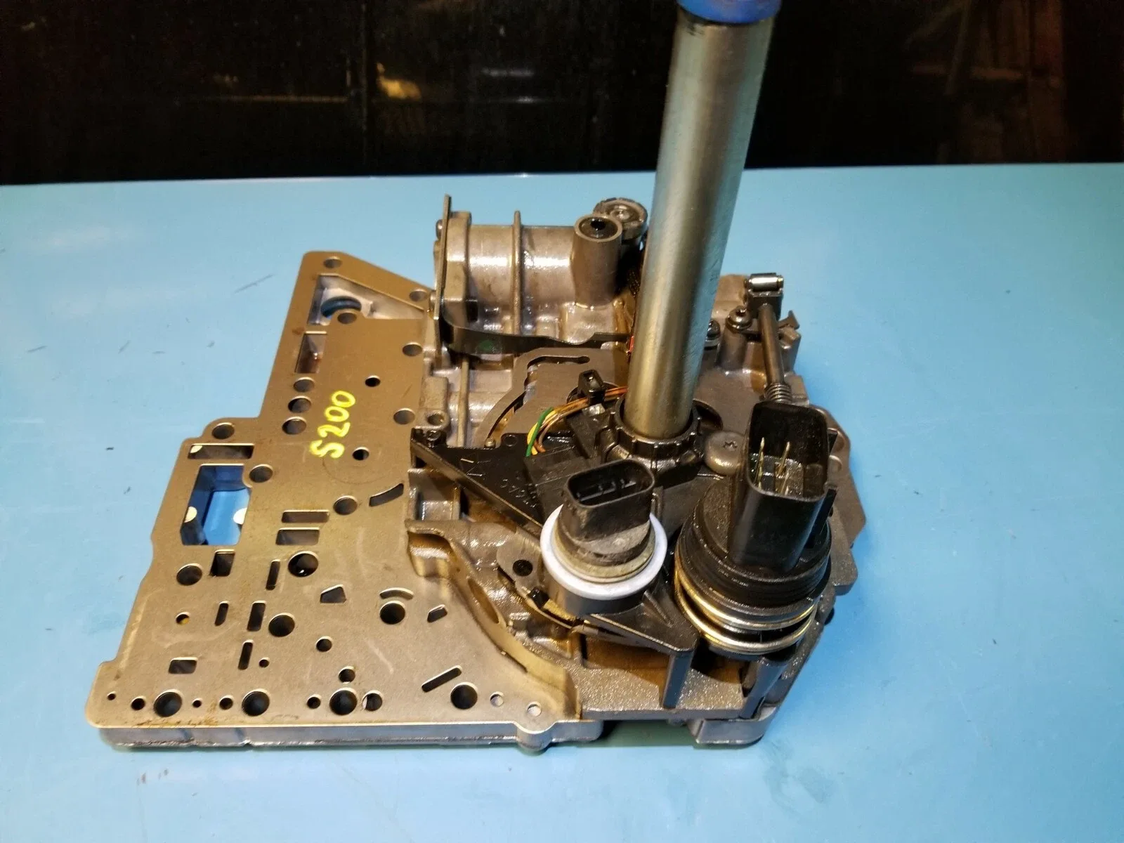 2011 Chrysler 200 S Valve Body 3.6L Automatic OEM 5078425AA image 4