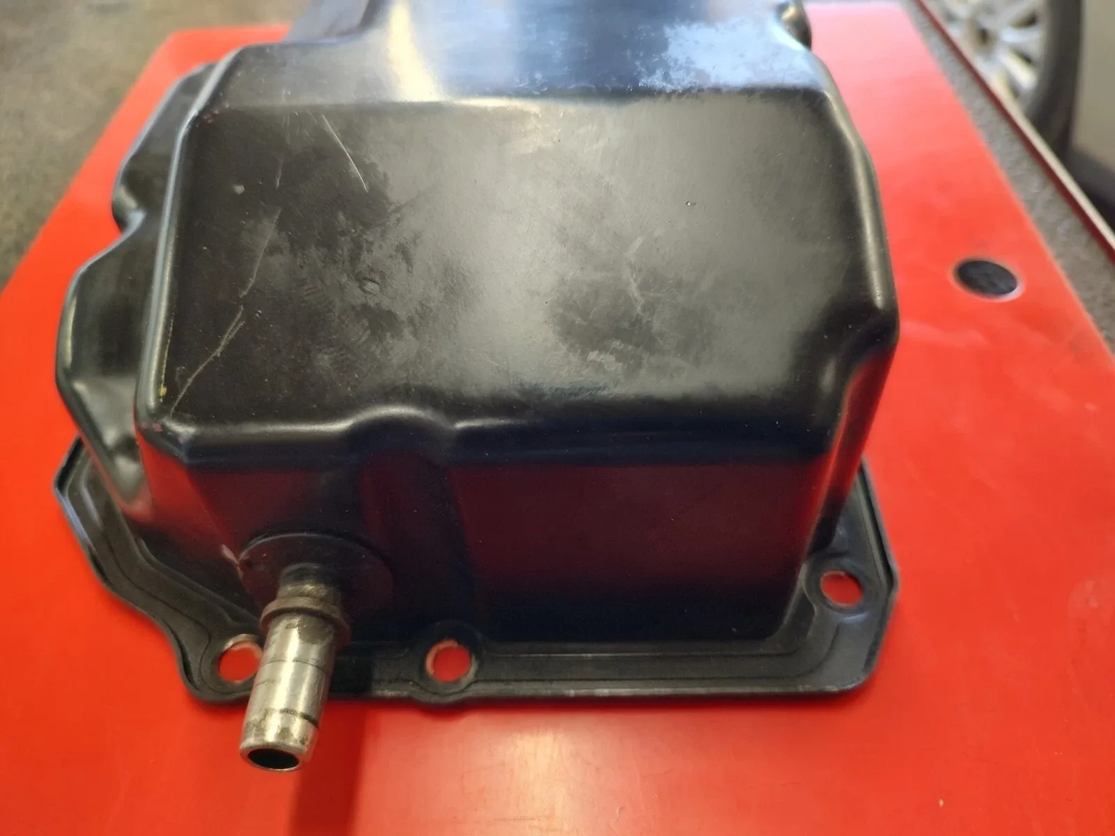 07 Volvo S40 2.4i L5 Aisin 55-51SN transmission Oil Pan Sump Cover #35015-55A040 image 4
