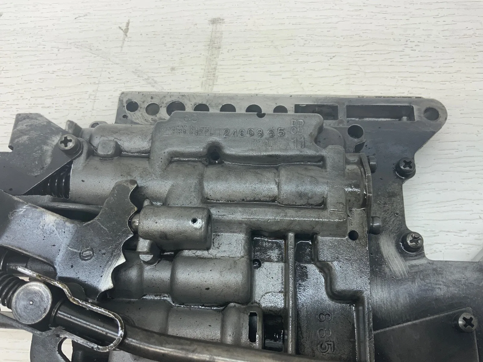 1965 Dodge 904 Automatic Transmission Valve Body - MOPAR 2466885 image 3