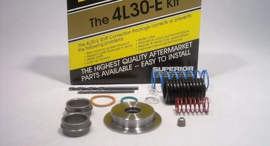 GM 4L30E Shift Correction Kit by SUPERIOR (K4L30-E / S24165E)