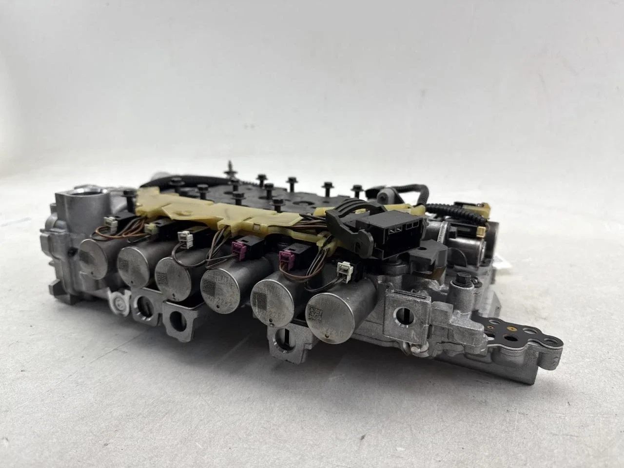 2015 Chevrolet Truck Valve Body 8L90 — Part 419.GM8M15 image 2