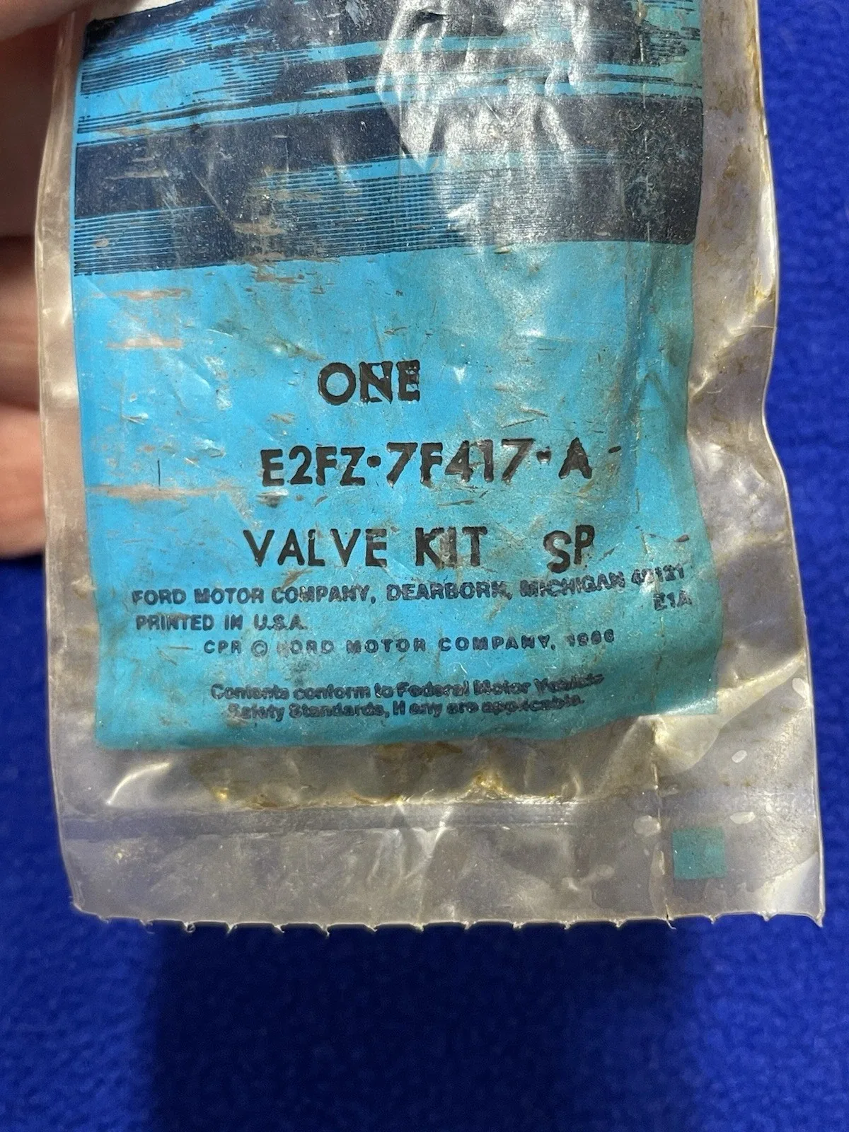 Ford NOS Transmission Shift Valve Kit E2FZ-7F417-A image 4