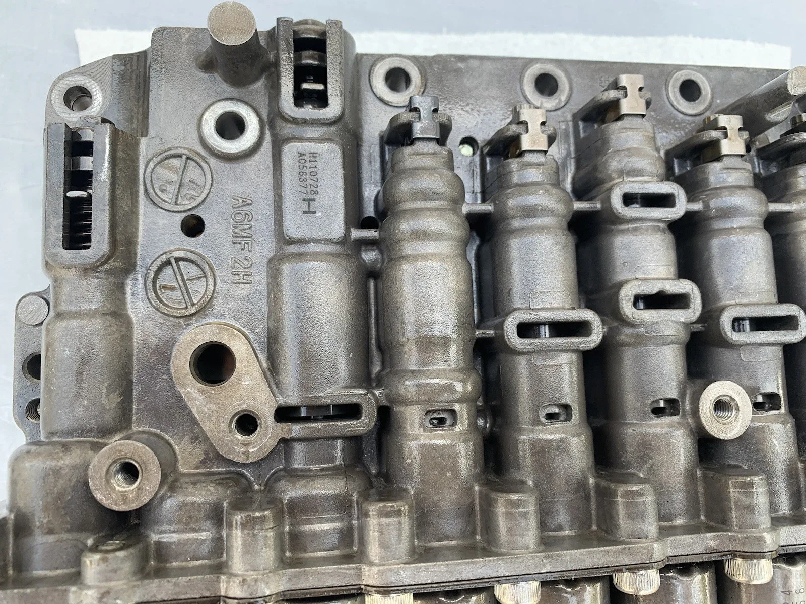 Kia Valve Body A6FM2H (Used) image 3