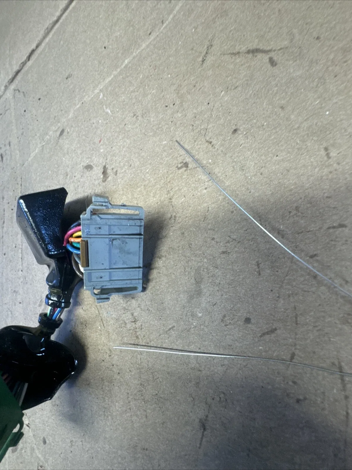 2008-2009 Infiniti G37 Coupe 5AT Valve Body Terminal Sub Wire Harness 24028-90X02 image 3