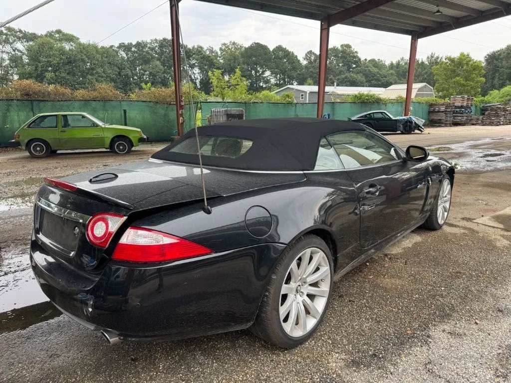 2007 Jaguar XK Transmission Valve Body 4111011 image 3