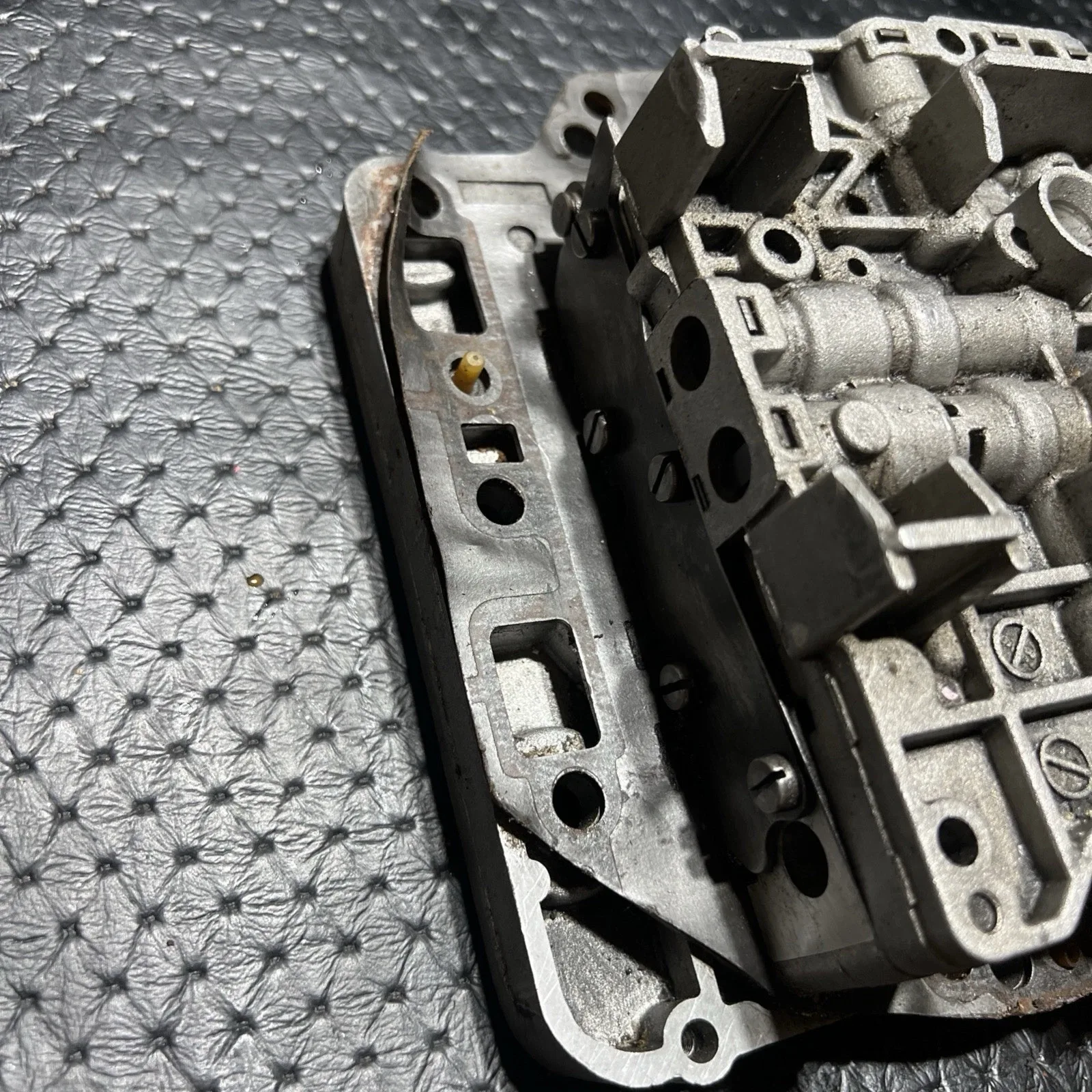 Mercedes-Benz W123 722.122 Valve Body - 1162770701 image 4