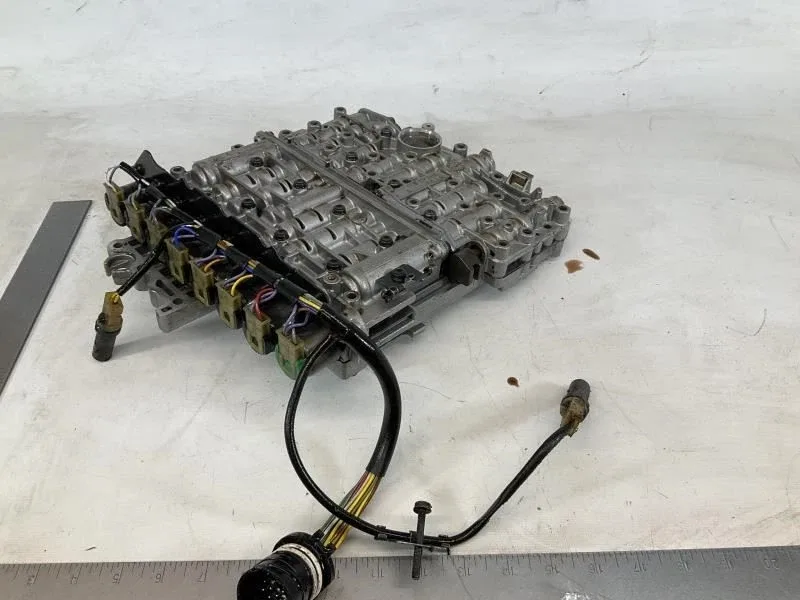 1999-2003 Jaguar XJ8 4.0L Automatic Transmission Valve Body — MPN 1058427022 / 1058427063