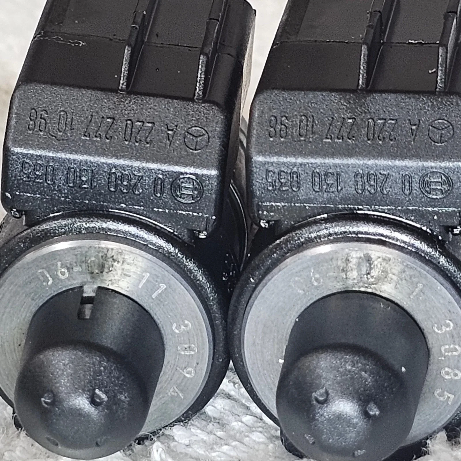 Mercedes-Benz 7G Shift Solenoid Valve Set A2202771098 - CLS550 S550 ML350 GL450 image 4