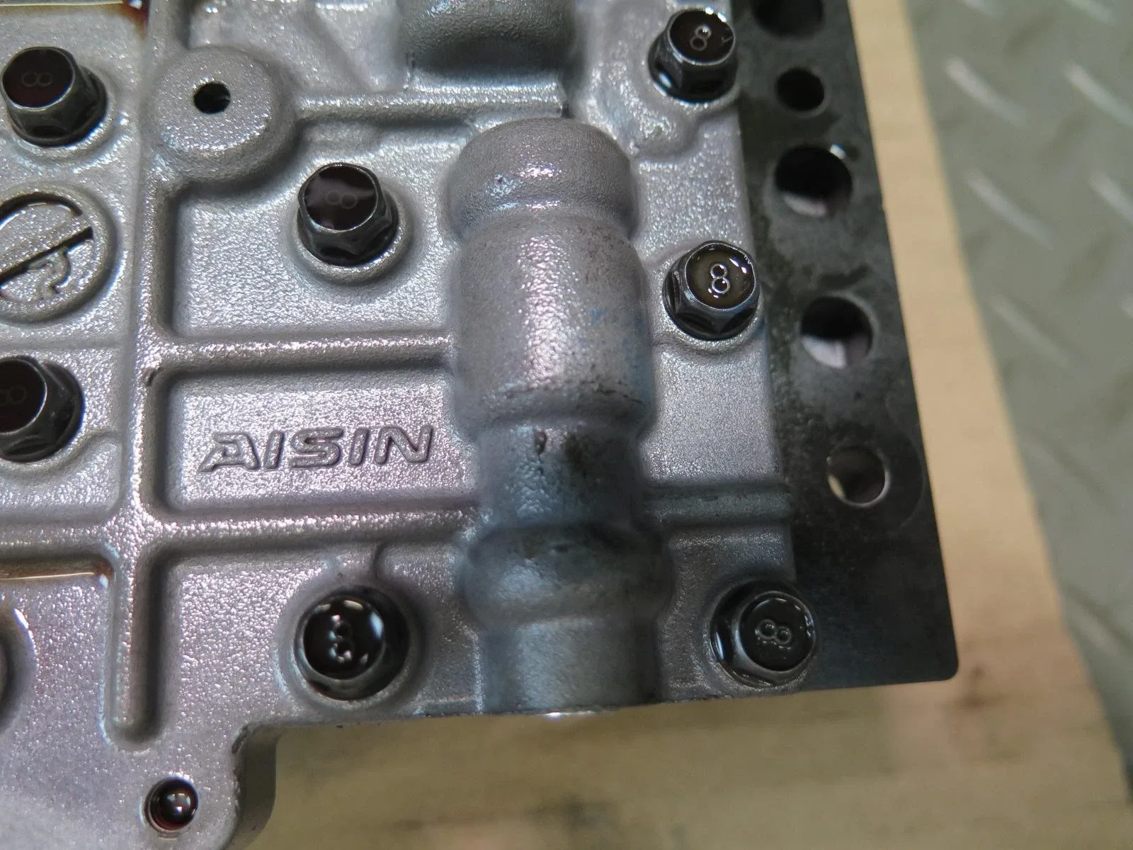 2011-2015 Audi Q7 3.0L AWD Transmission Valve Body Mechatronic MHN image 3