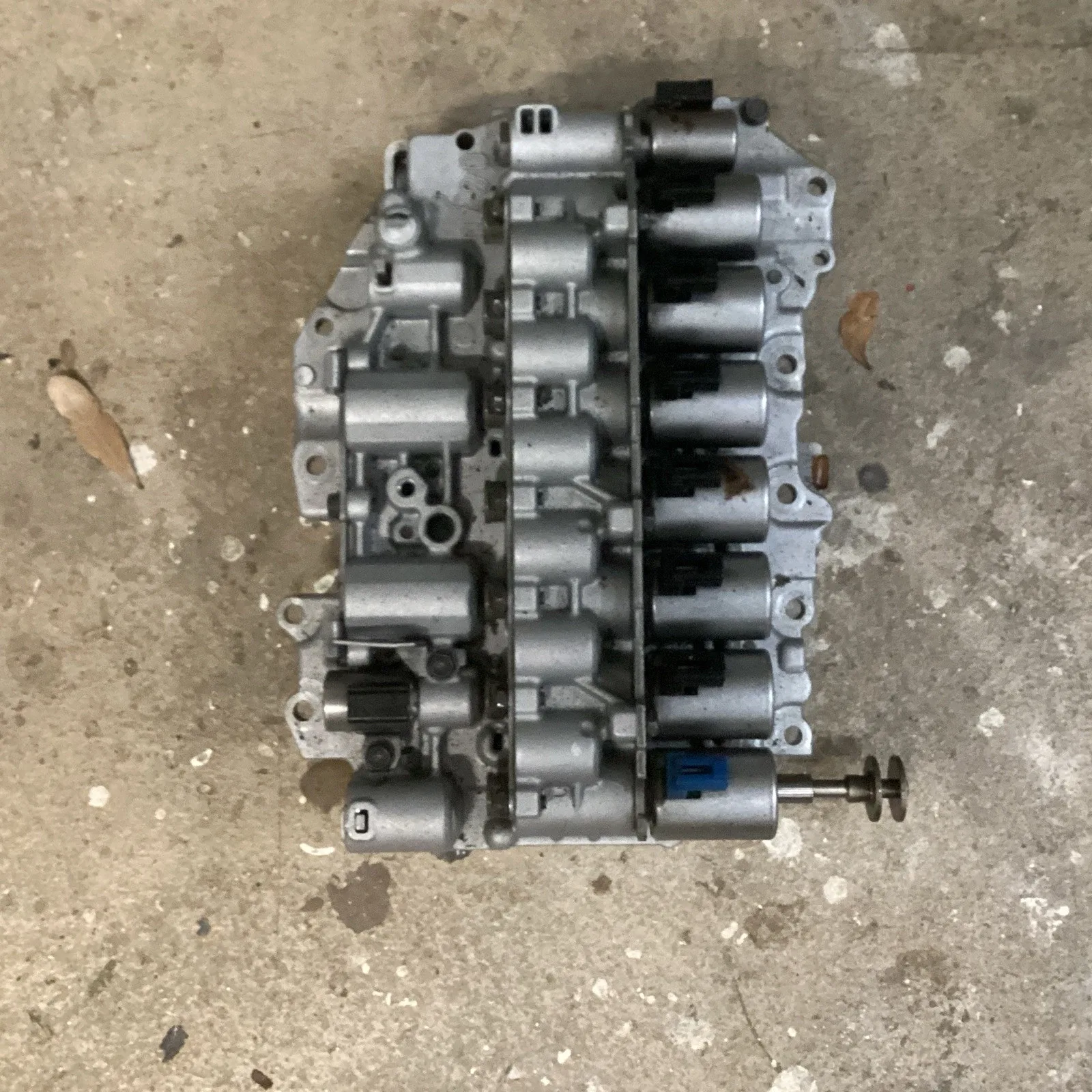 UA80E Valve Body with Solenoids UA80 for Toyota / Lexus